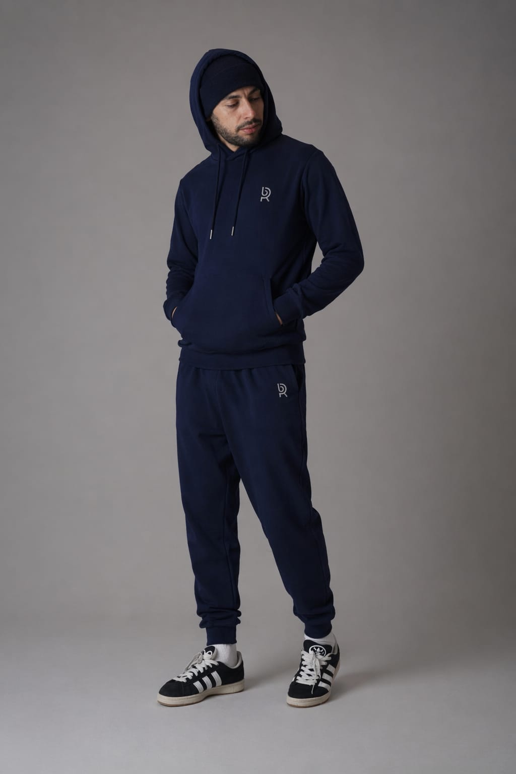 Ensemble Sarouel Homme – Jogging Moderne avec Sweat à Capuche – Tenue Streetwear Confortable – Sport & Détente – RB Mastour