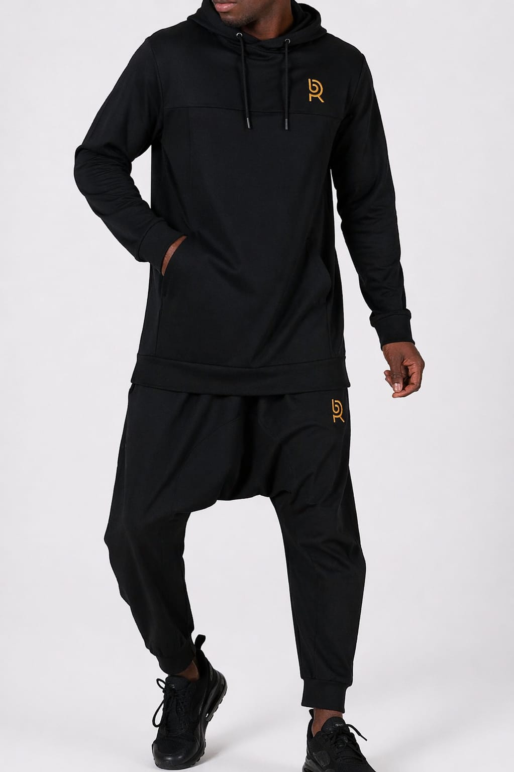 Ensemble Sarouel Homme – Jogging Moderne avec Sweat à Capuche – Tenue Streetwear Confortable – Sport & Détente – RB Mastour